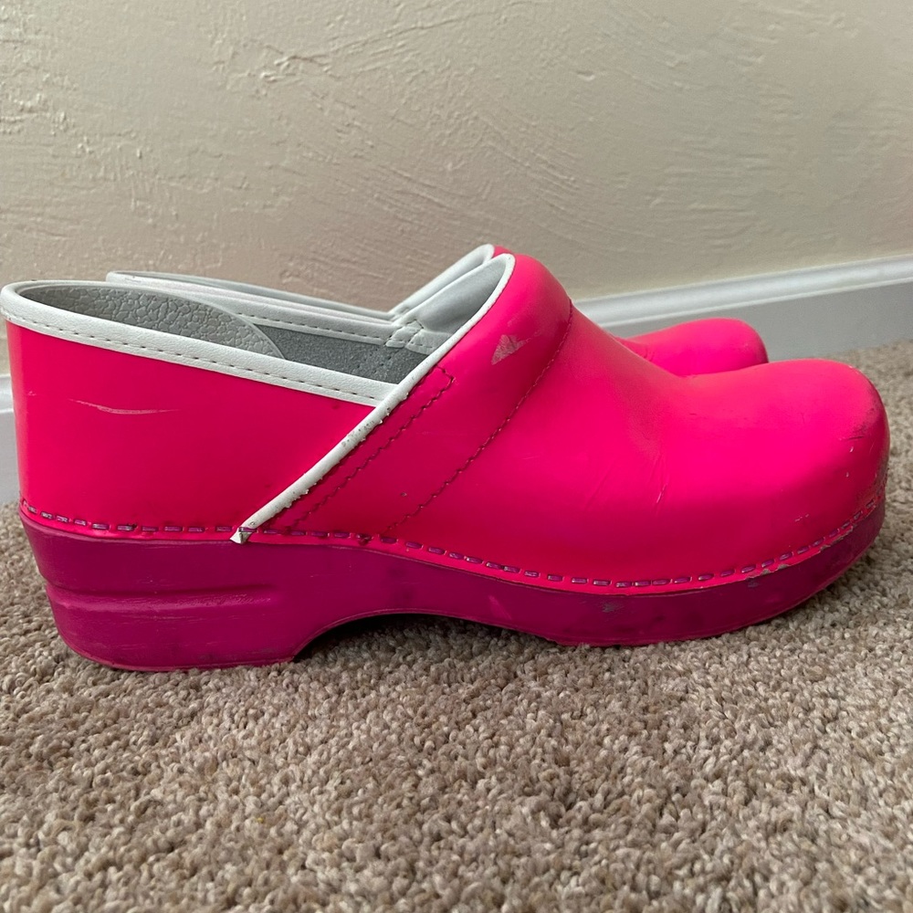 Hot Pink Dansko medical clogs size 40